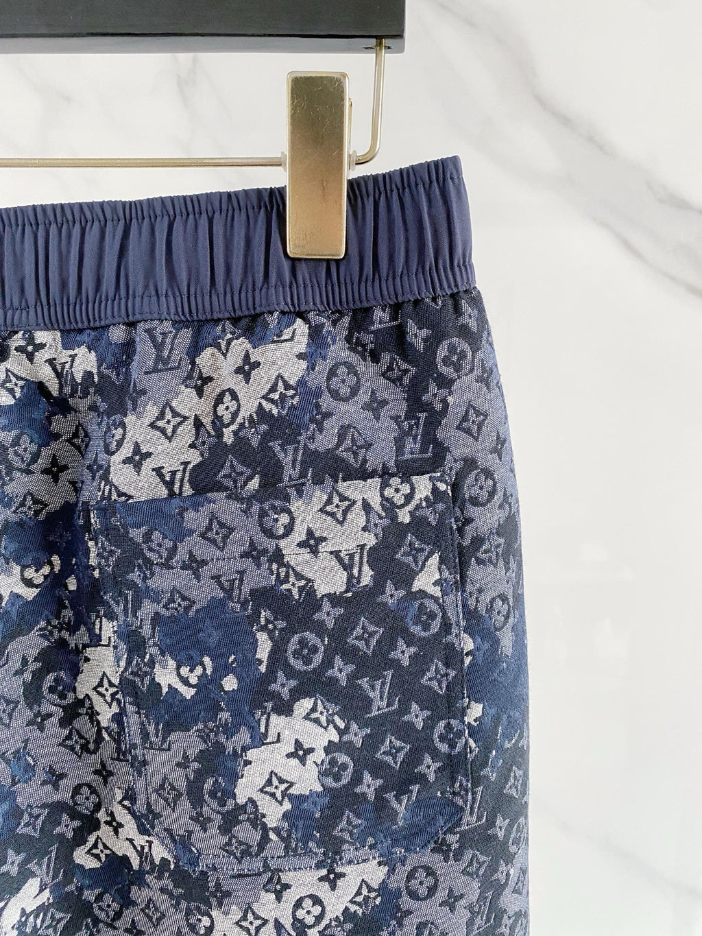 LOUIS VUITTON - Swimming shorts