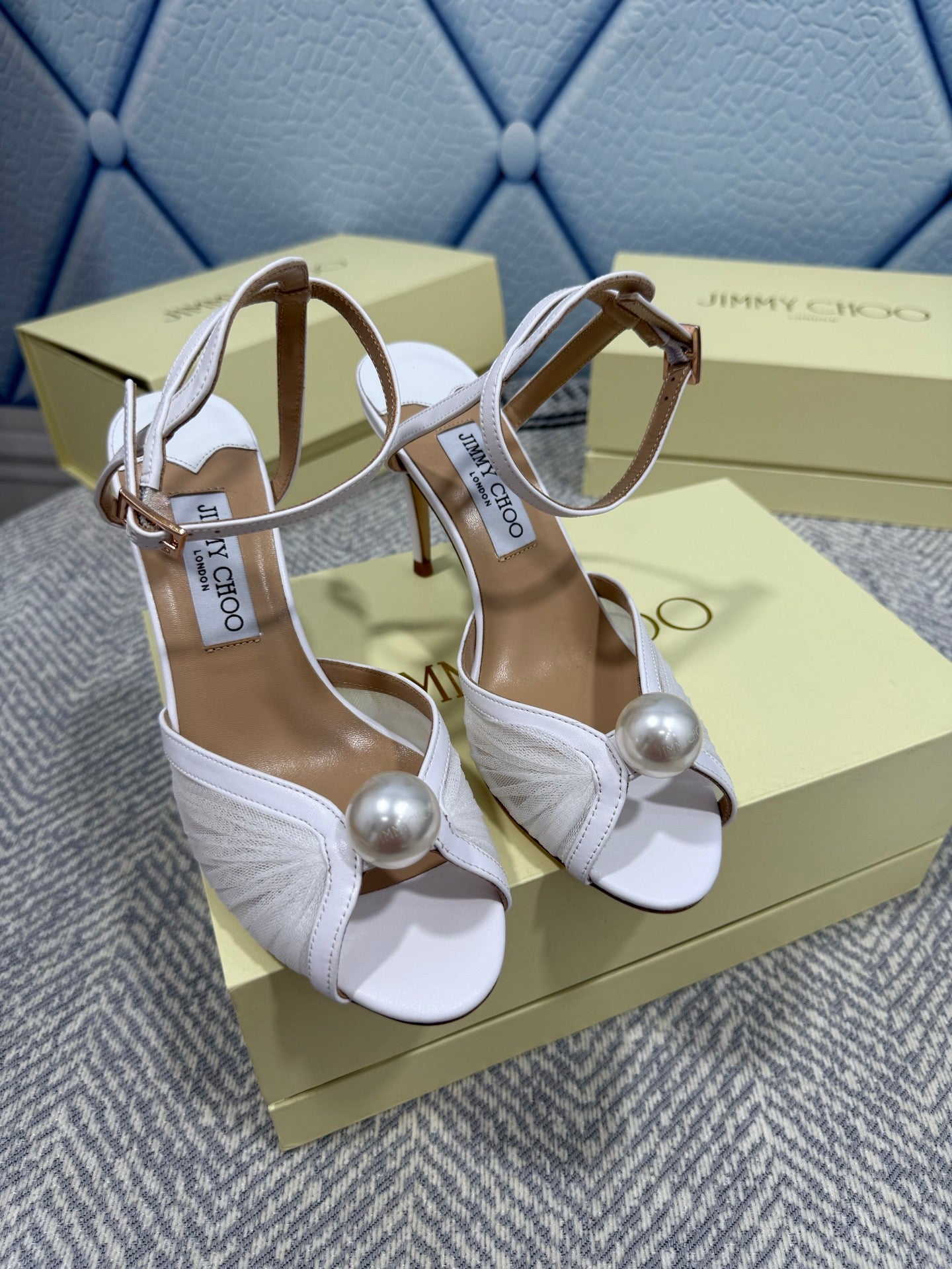 JIMMY CHOO - Sandals with Pearl
