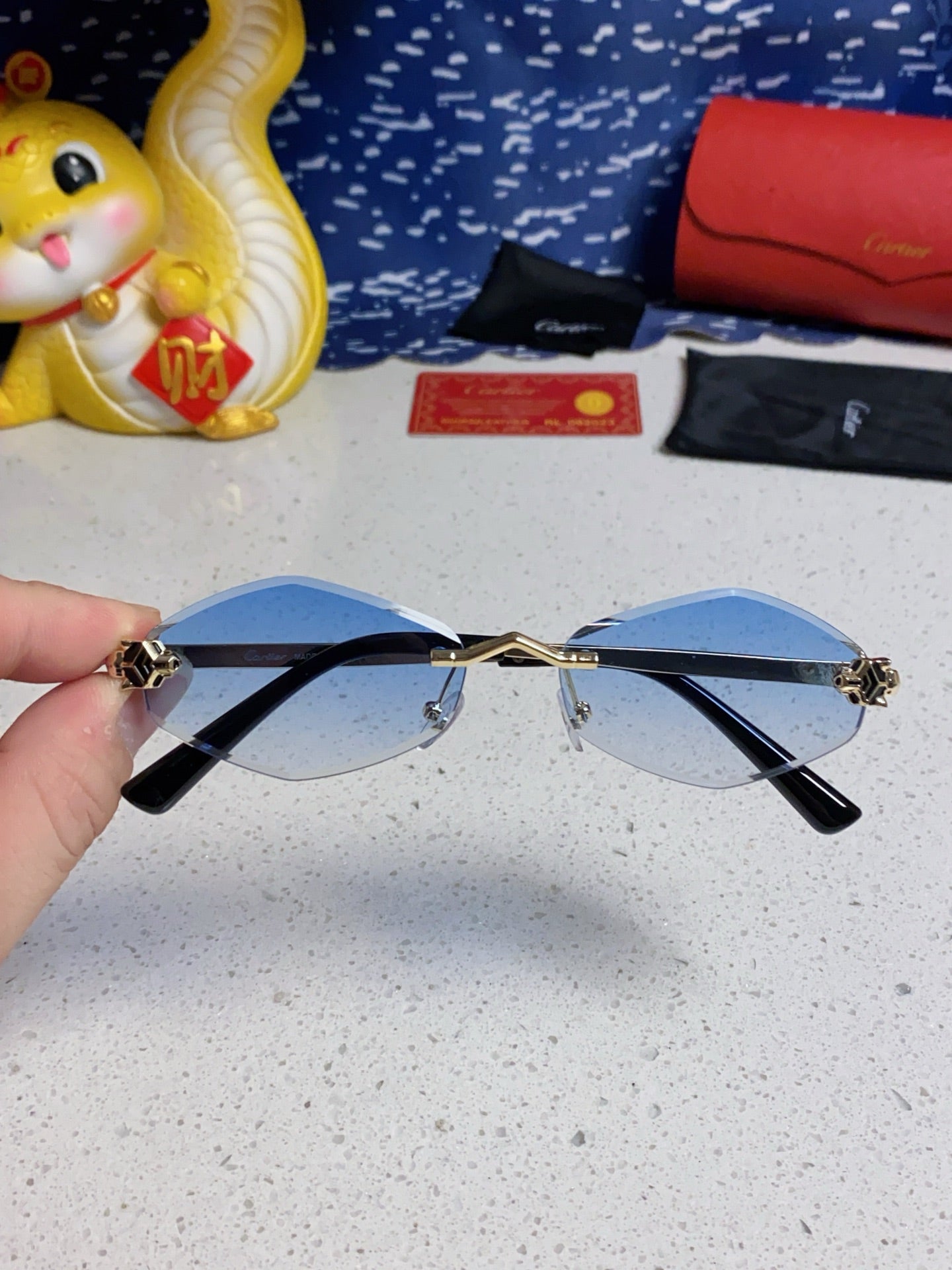 CARTIER - sunglasses