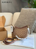 COACH - Laurel