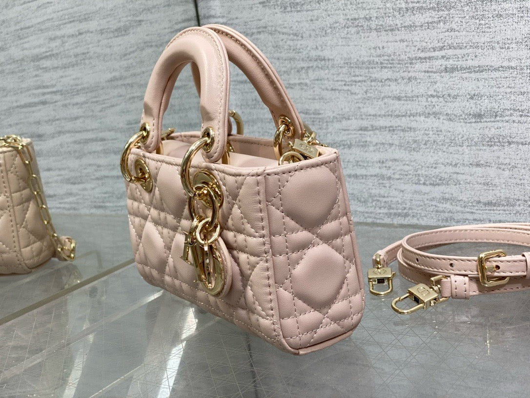 DIOR - D Joy bag