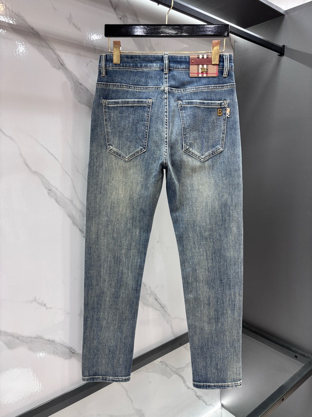 BURBERRY - Jeans