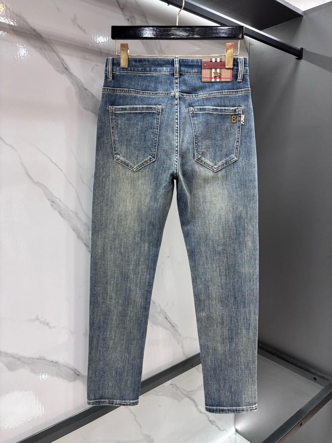 BURBERRY - Jeans