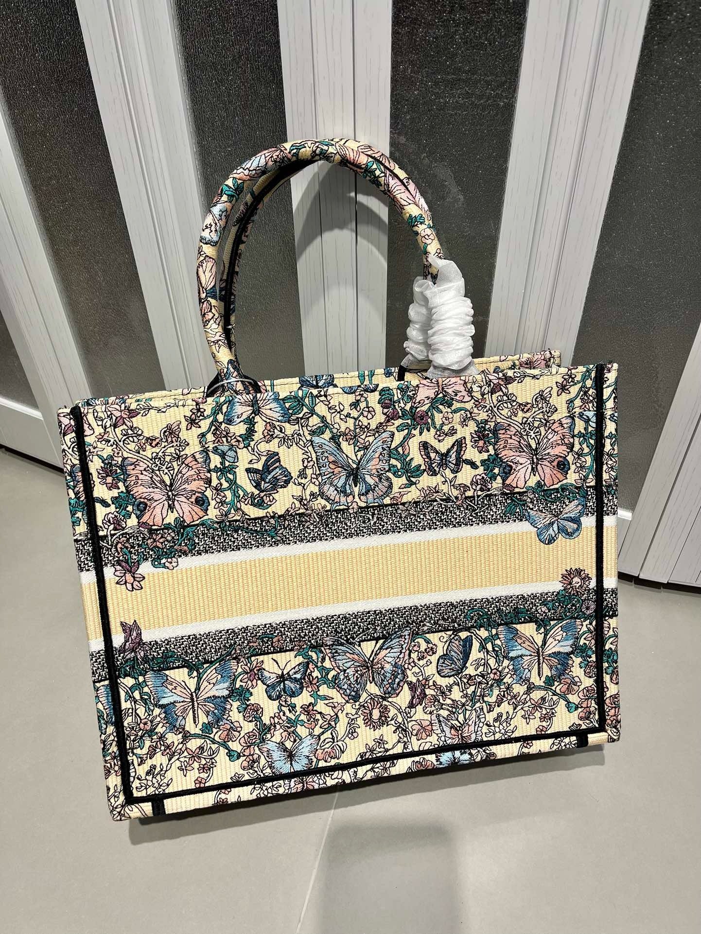 DIOR - Maria Grazia Chiuri