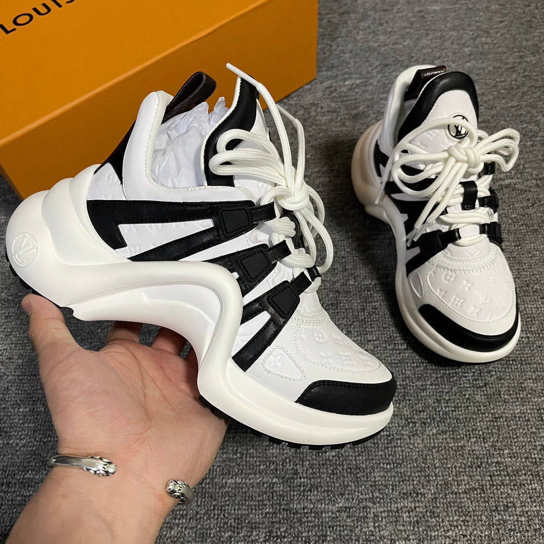 LOUIS VUITTON -  Sneaker LV Archlight Trainer
