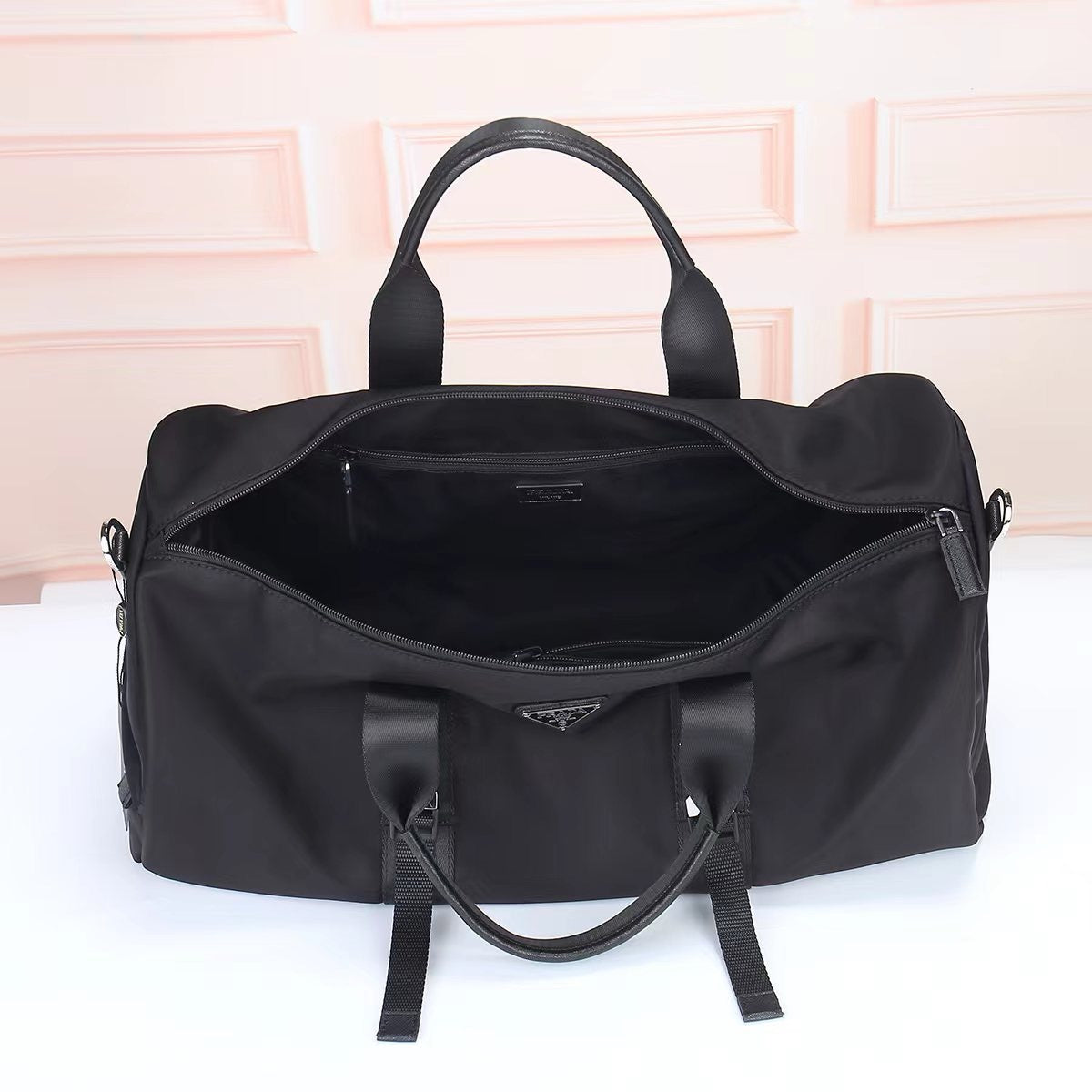 PRADA - Duffle bag