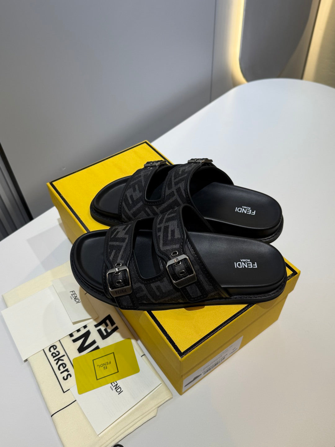 FENDI -  Feel Slippers
