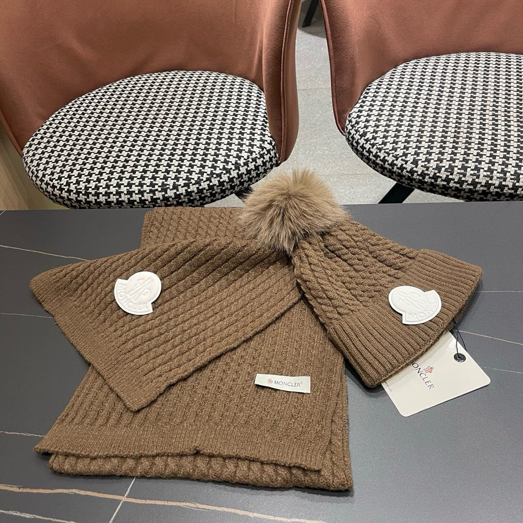 MONCLER -  Two-piece set of cashmere