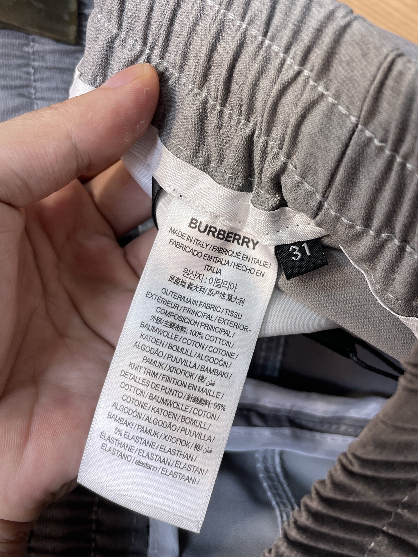 BURBERRY - Cargo trousers