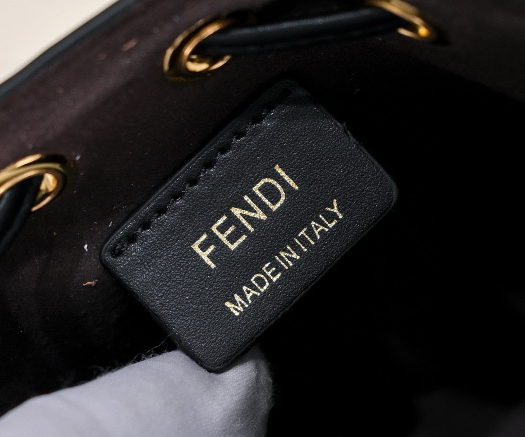 FENDI - Mon Tresor Bucket Bag
