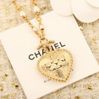 CHANEL - Crystal Necklace