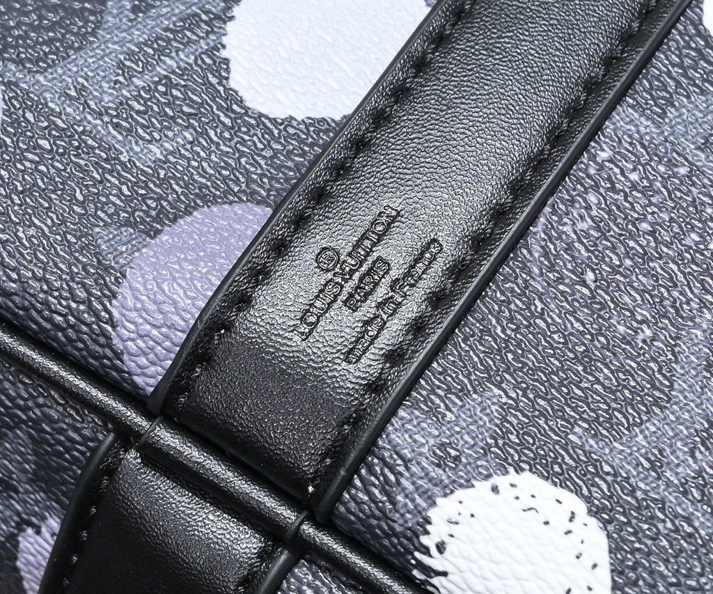 LOUIS VUITTON - LV x Yayoi Kusama Keepall Bandouliere