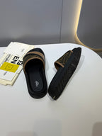 FENDI - Diagonal Slides