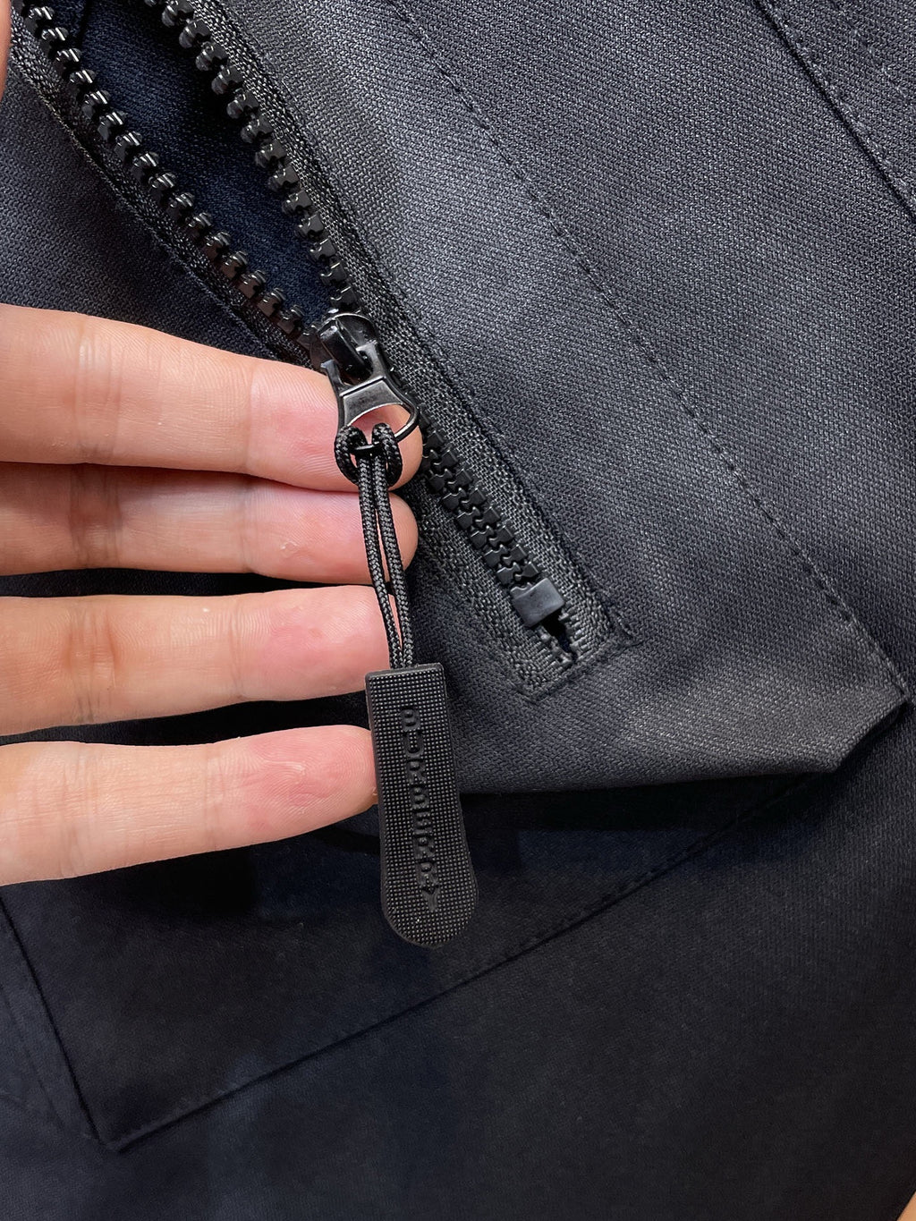 BURBERRY - Cargo trousers