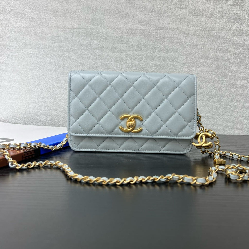 CHANEL - Caviar Quilted Hobo Bag