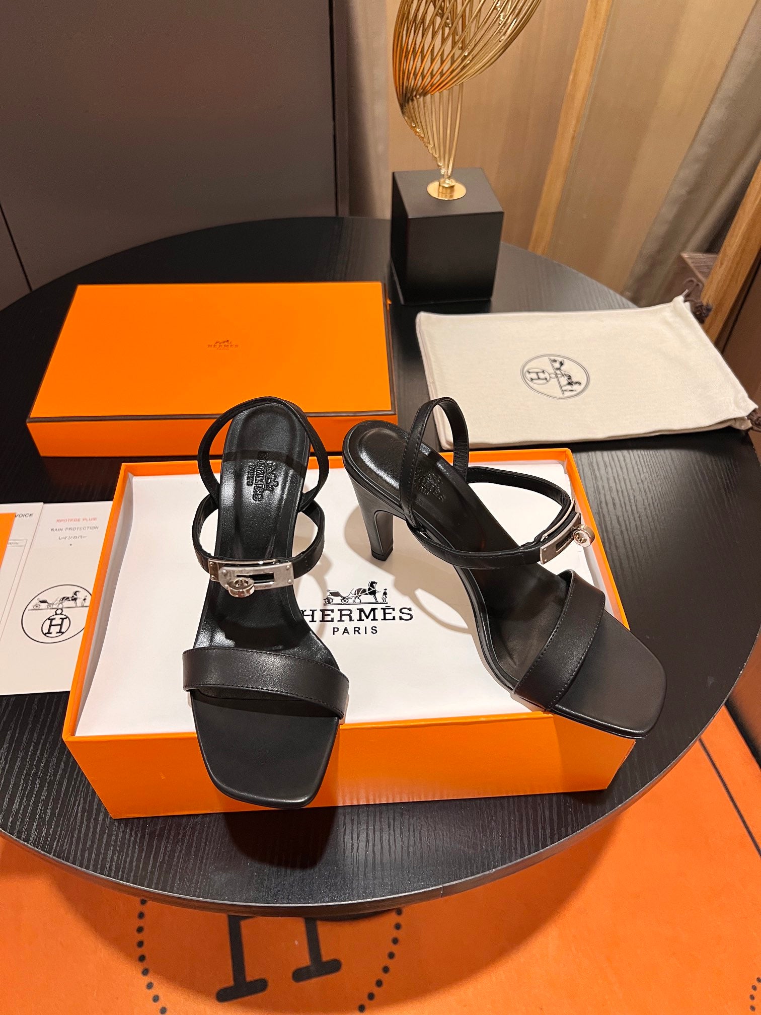 HERMES - Glamour 95 sandal Kelly buckle Heels Classic Black