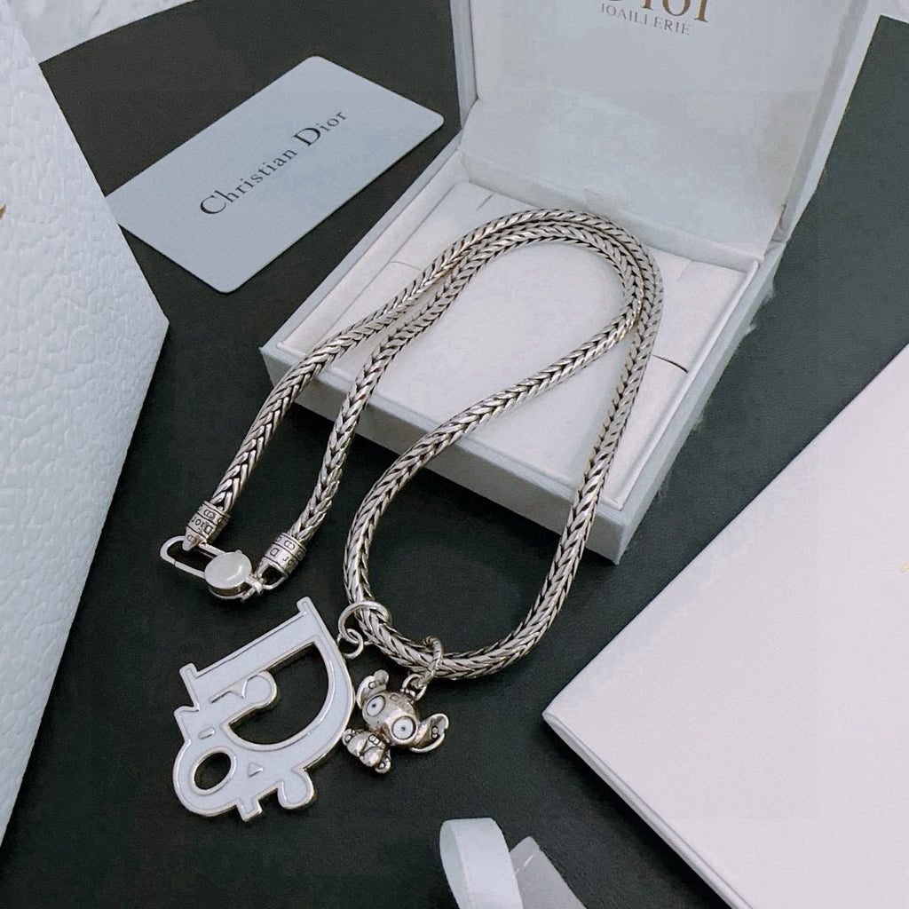DIOR - Oblique Pendant Necklace