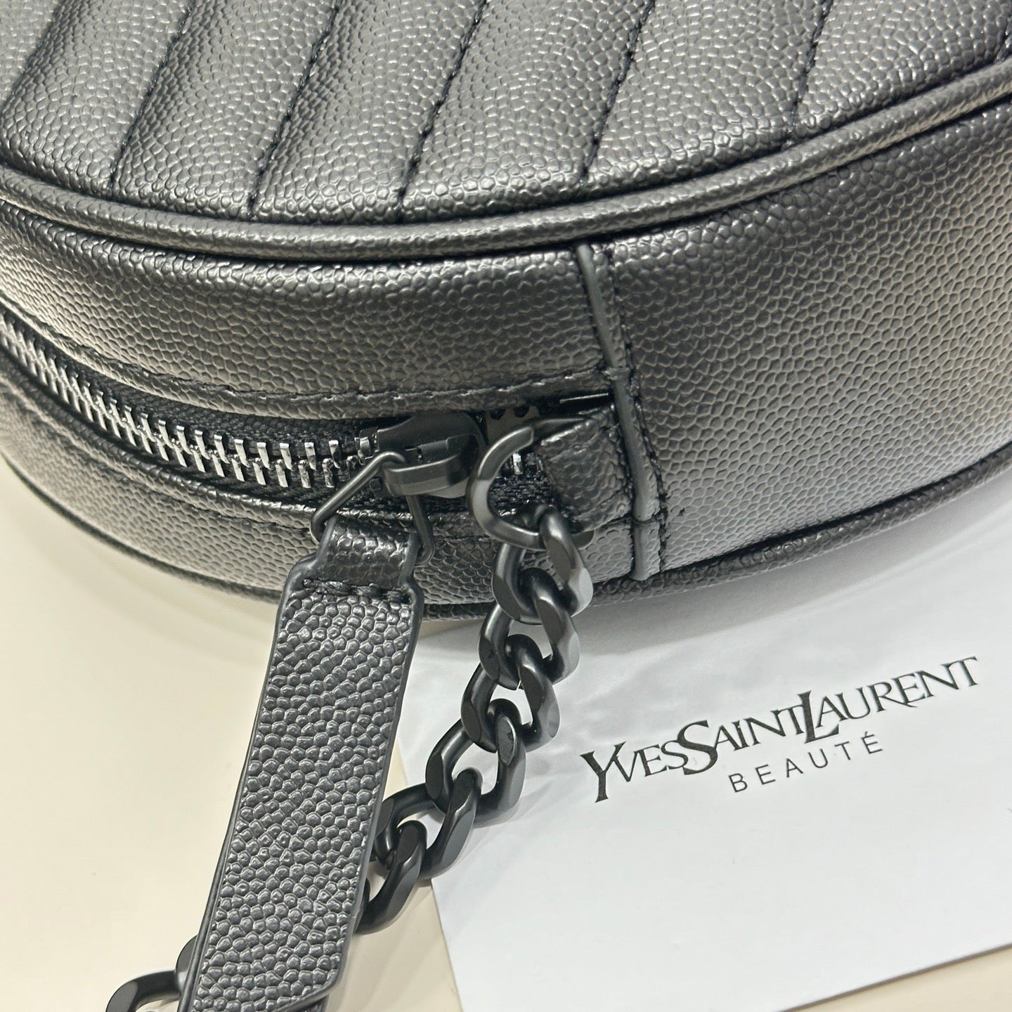 SAINT LAURENT- Vinyle