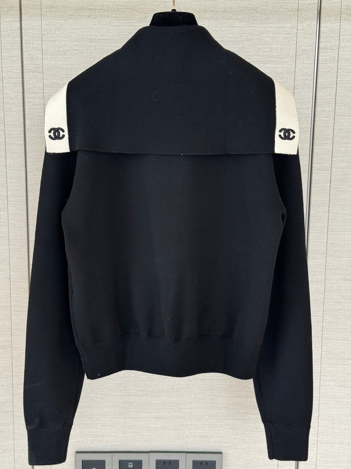 CHANEL - 26B Wool Knitwear