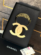 CHANEL - Cruise  2025 CC‑logo minaudière