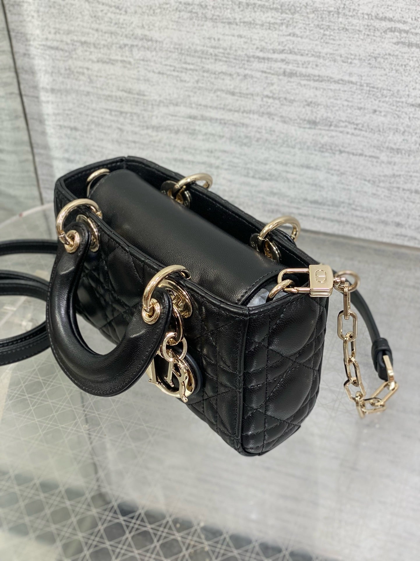 DIOR - D Joy bag