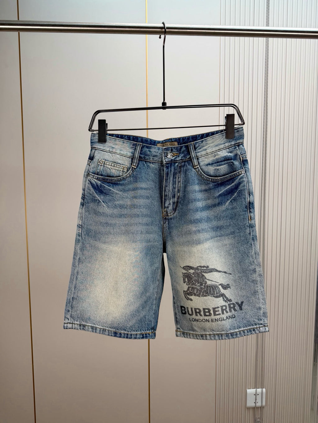 BURBERRY - Jeans shorts