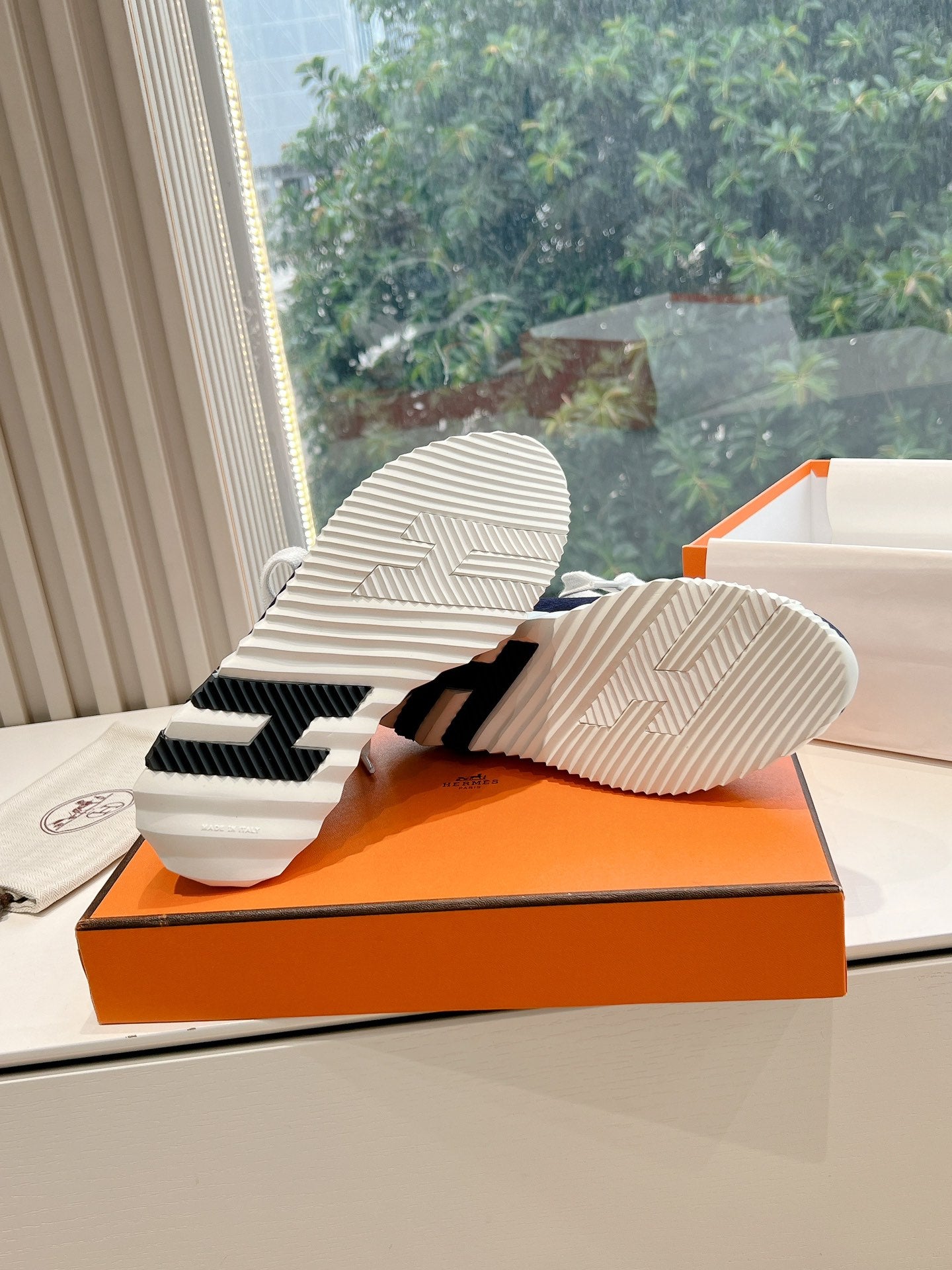 HERMES - Napa sneakers