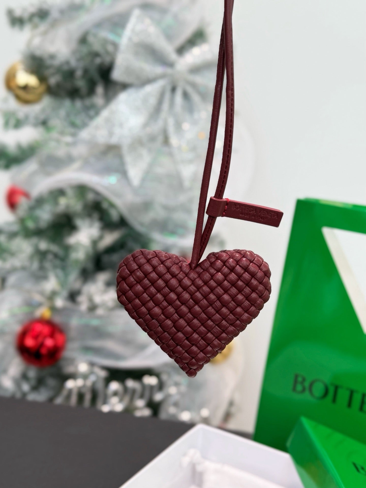 BOTTEGA VENETA - Intrecciato Leather Bag Charm