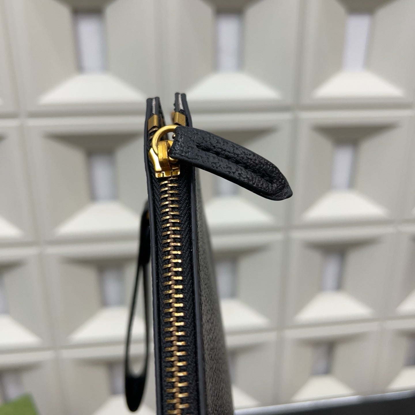 GUCCI - Marmont Leather Clutch