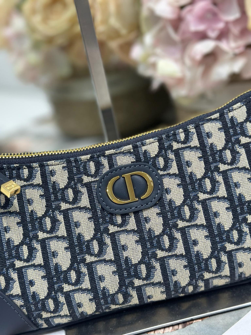 DIOR - Montaigne Wanderlust Mini Bag