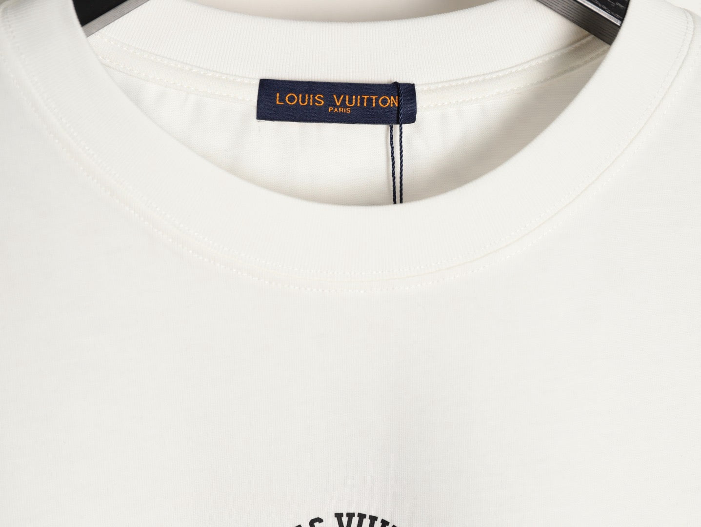 LOUIS VUITTON - T-shirt