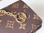 LOUIS VITTON - Wallet On Chain Lily