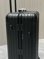 RIMOWA - ORIGINAL
Cabin