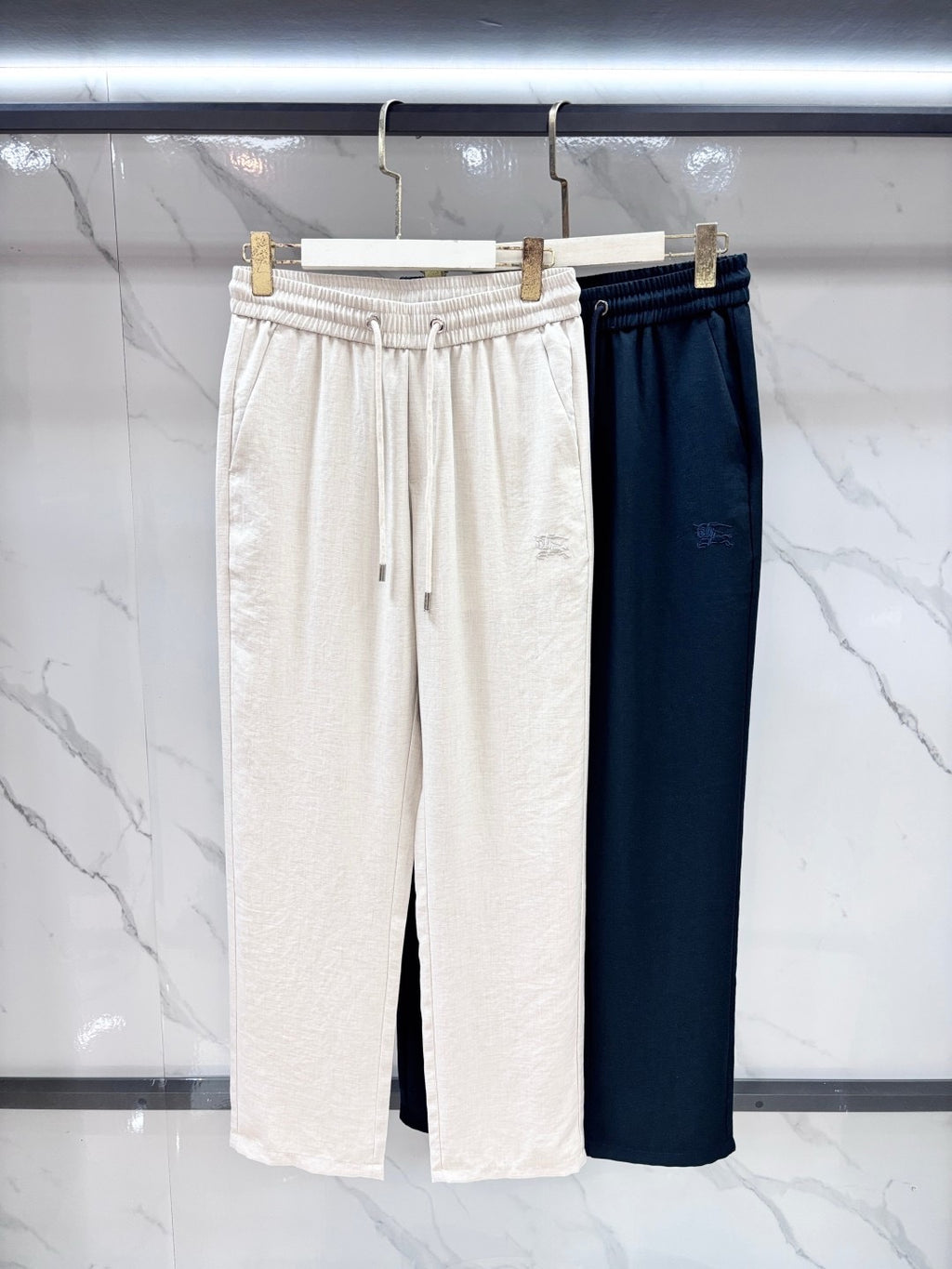BURBERRY - PANTS WITH LOGO