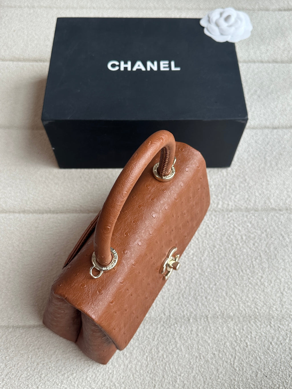 CHANEL - Coco handle