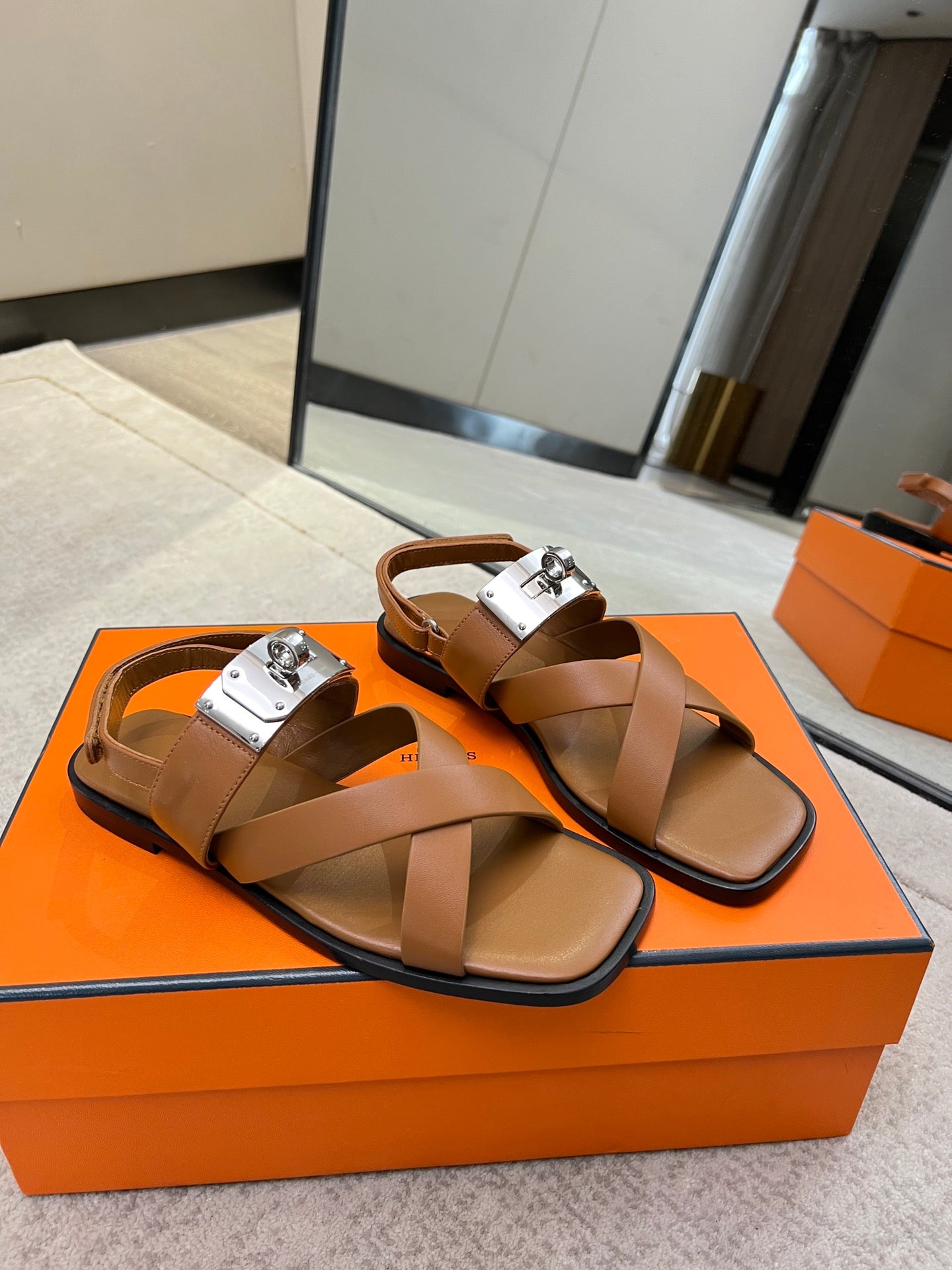 HERMES- Ines sandal