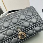 DIOR - miss dior