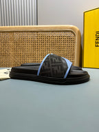 FENDI - Diagonal Slides