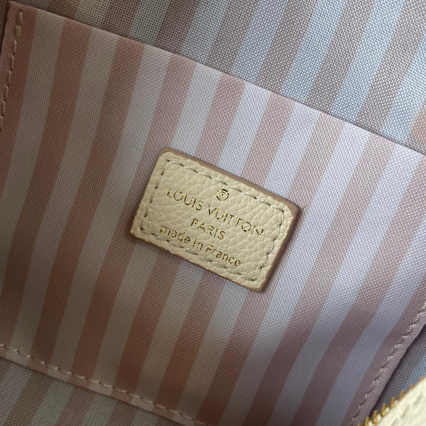 LOUIS VUITTON- Speedy Bandouliere