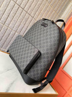 GUCCI - GG Supreme Monogram Medium Backpack