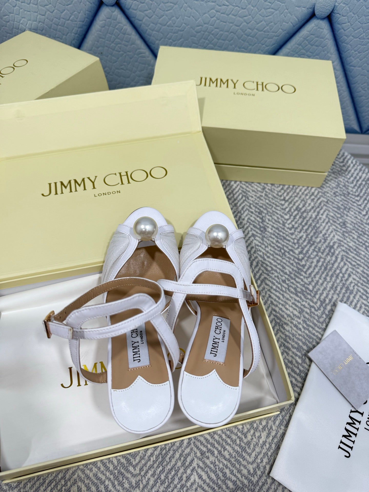 JIMMY CHOO - Sandals with Pearl