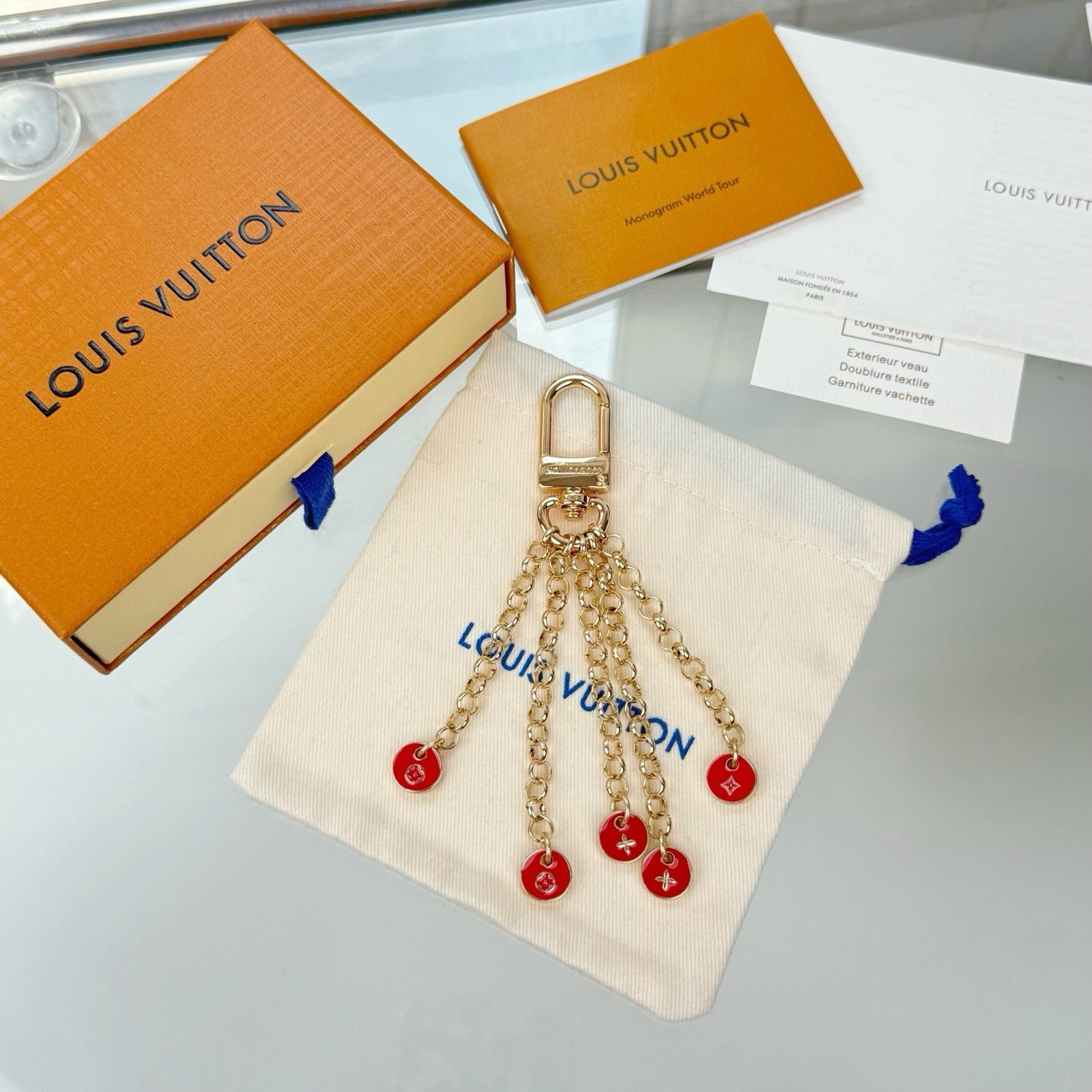 LOUIS VUITTON - bag charm and keychain