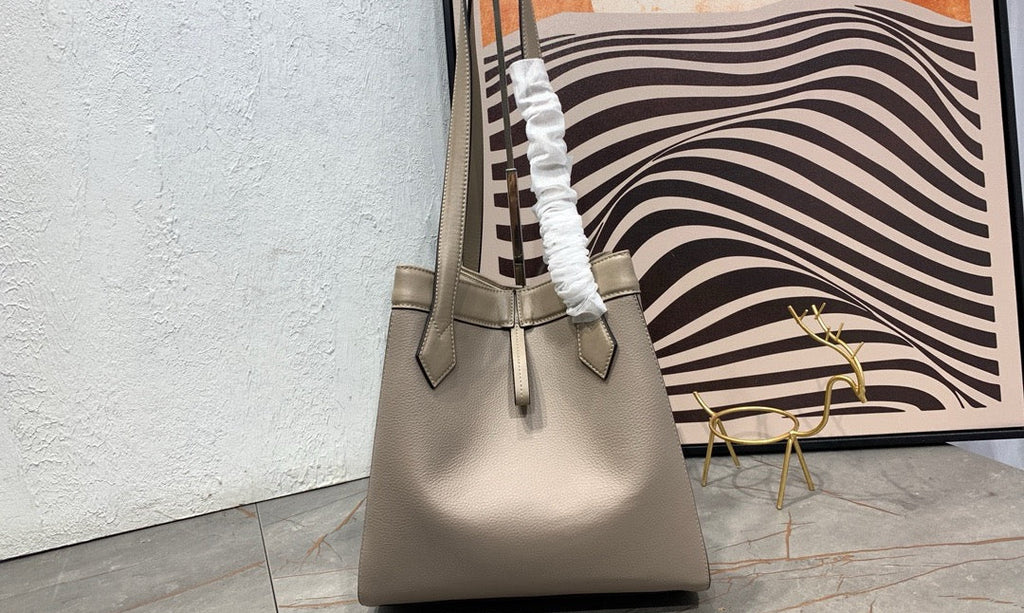 FENDI - Brown FF jacquard fabric bag