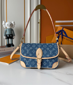 LOUIS VUITTON - Diane
