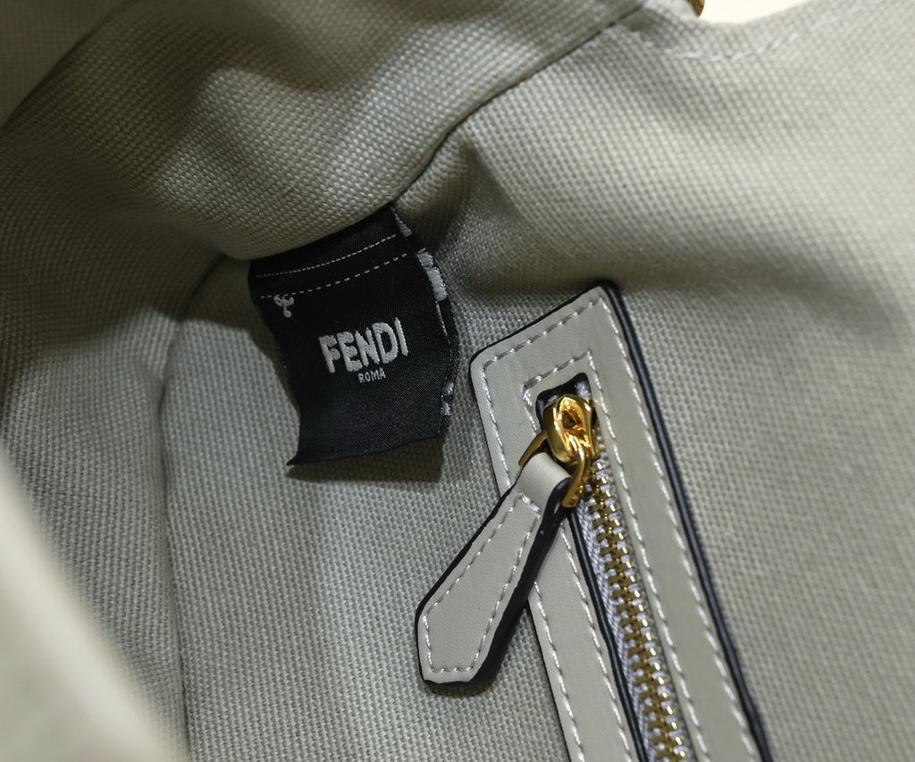 FENDI - Honey Baguette Square Bag