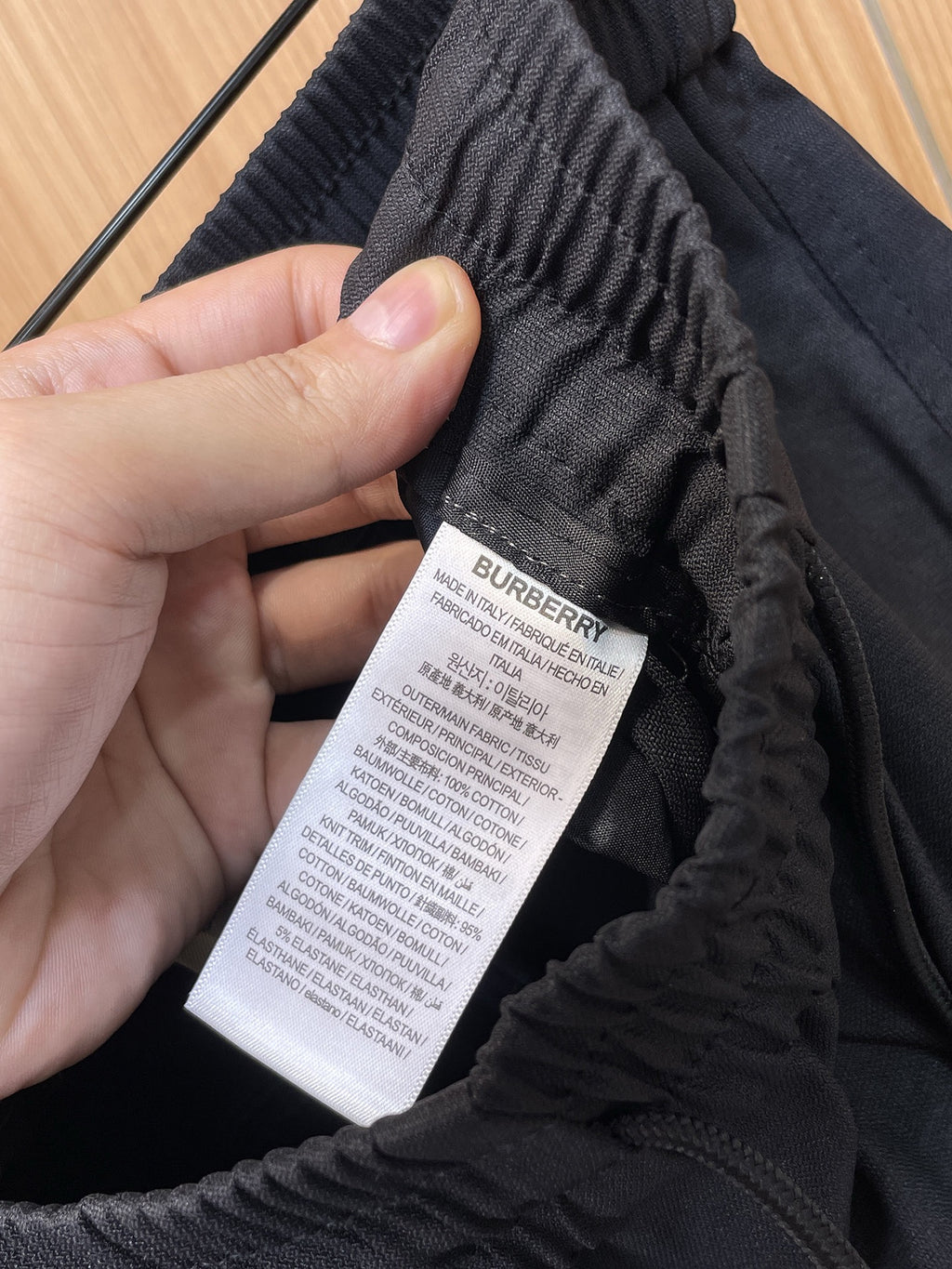 BURBERRY - Cargo trousers