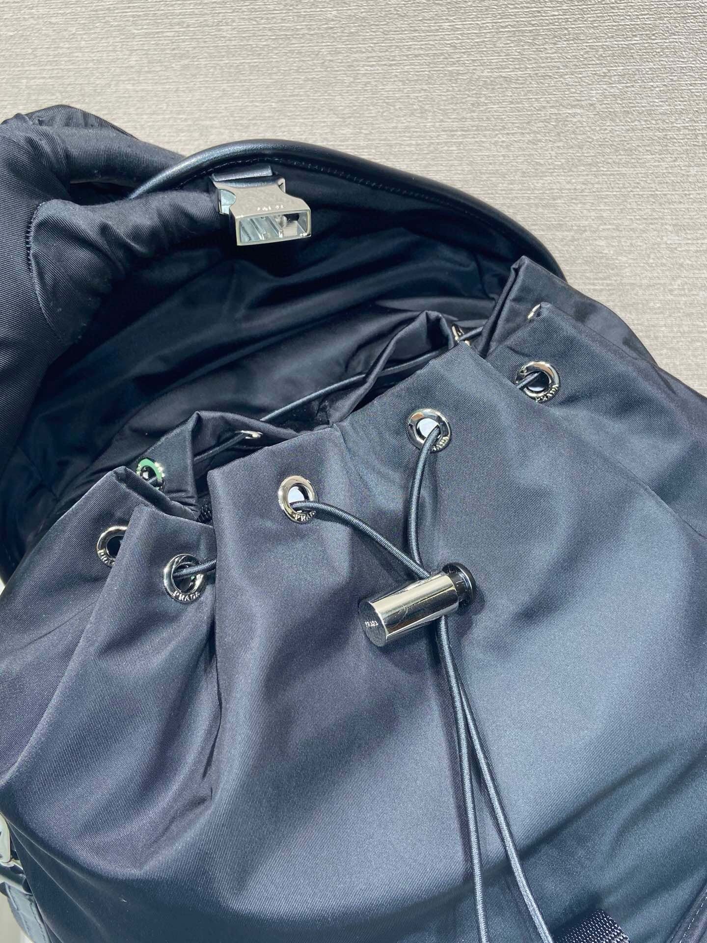 PRADA - Backpack