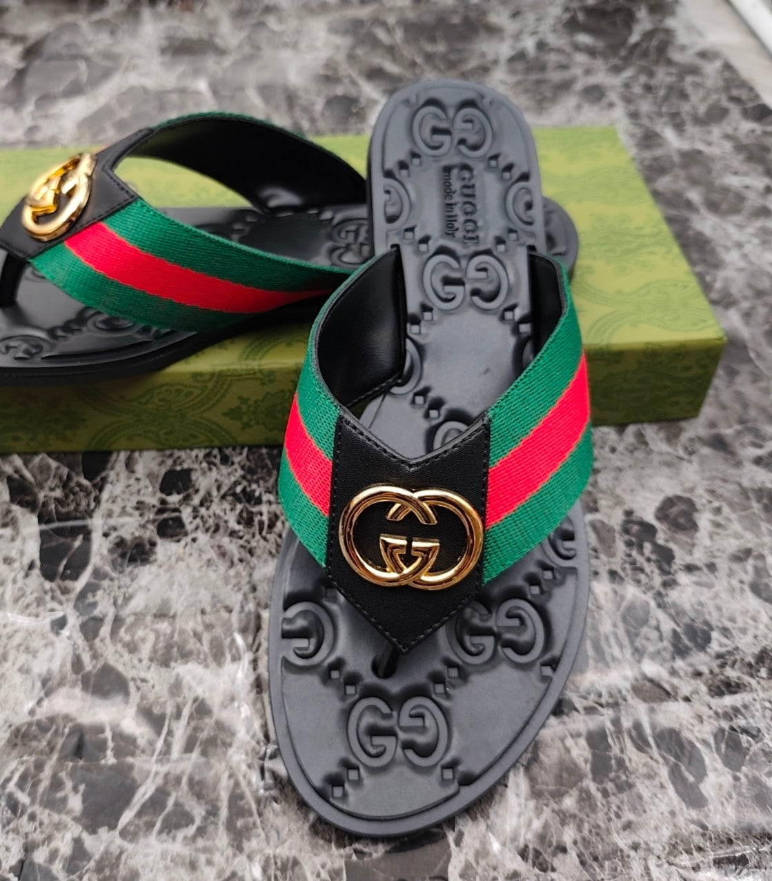 GUCCI - leather sandals