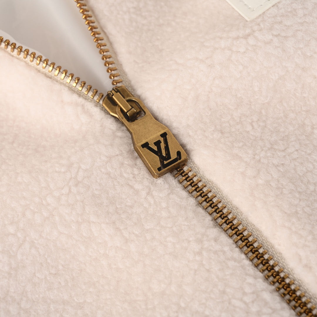 LOUIS VUITTON - Leather Patch Fleece