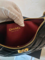 CHANEL - 23A Lambskin Quilted CC Chain Hobo